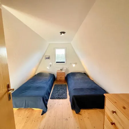 Finnhuetten Moenchgut Finnhuette 67 *