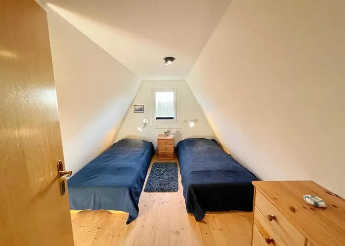 Finnhuetten Moenchgut Finnhuette 67 *